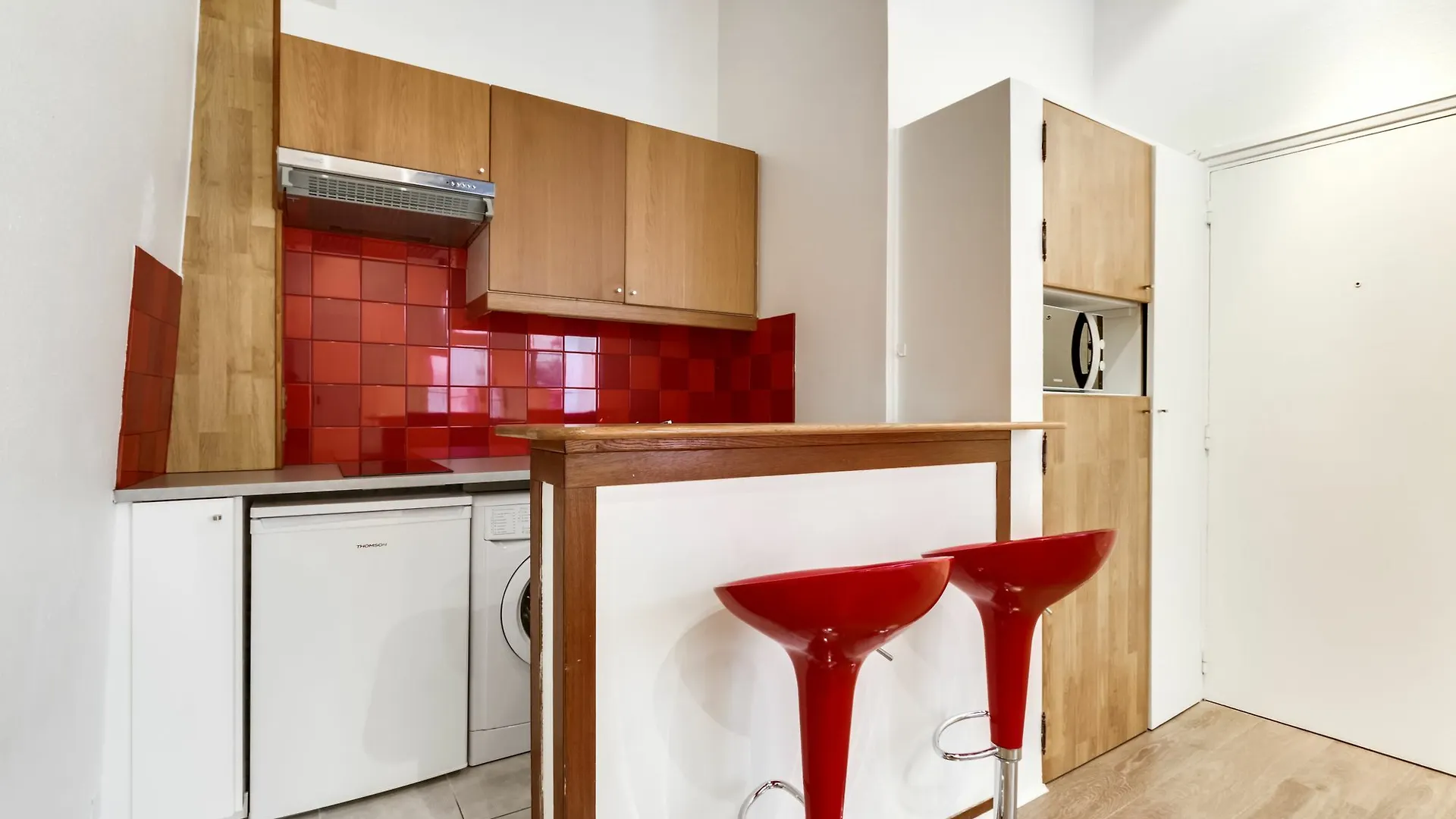 Du Louvre Apartmán